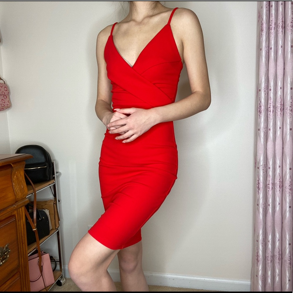BRAND NEW lulus bodycon dress